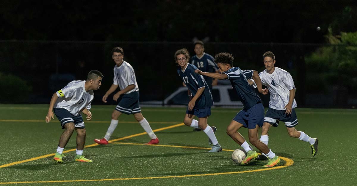 Football Camps in New York City: Top 5 Camps to Attend in 2024 1 Football Camps in New York City: 5 Best Camps in 2024