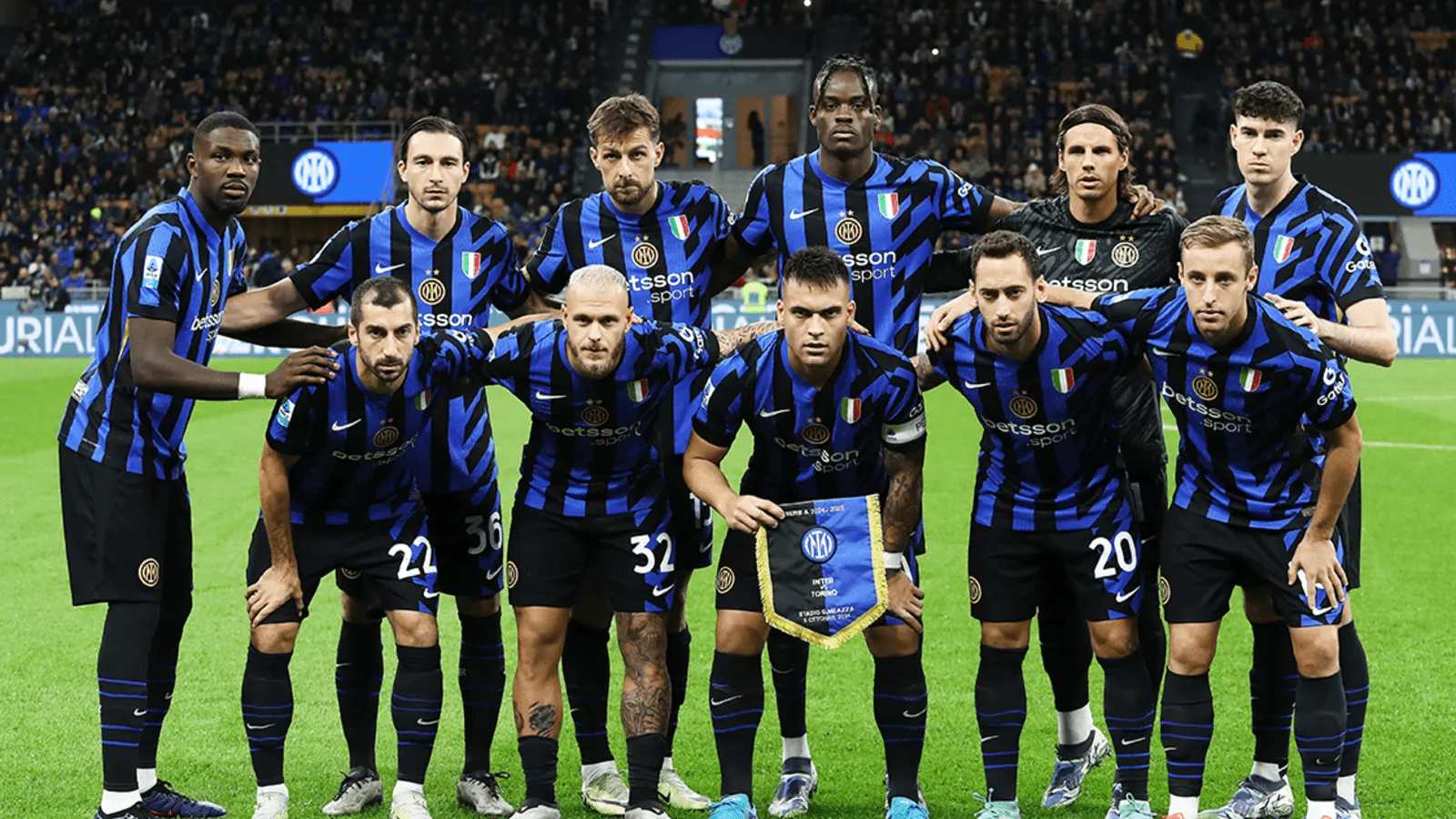 Serie A Records: Top 5 Unforgettable Moments in Italian Football 1 Explore the most impressive Serie A records, including the highest goals scored, longest winning streaks, and biggest title victories in Italian football