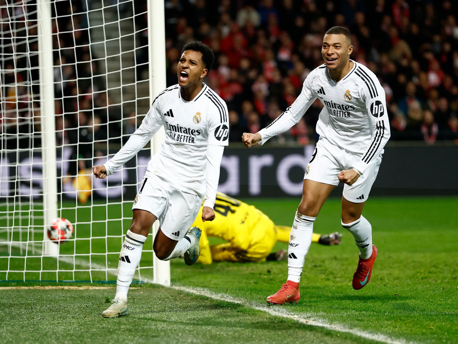 Real Madrid vs Barcelona, Atletico, PSG, and More: Top Fixtures of 2025 2 Top 5 Real Madrid vs Fixtures in 2025: Key Matches