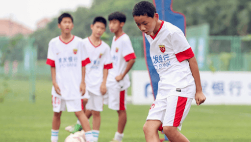 Genbao Football Base: Shaping the Future of Football in China with World-Class Training 1 Discover how Genbao Football Base is transforming Chinese football with top-tier youth training and professional development. Learn more about their success.